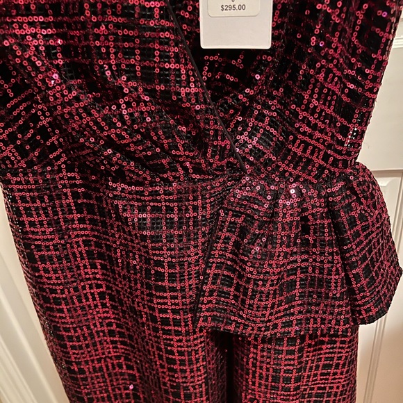 Party Dress - Picture 6 of 8